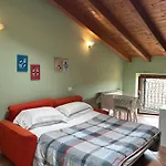 Mansardina Di Piazzale Garibaldi Appartamento Brescia